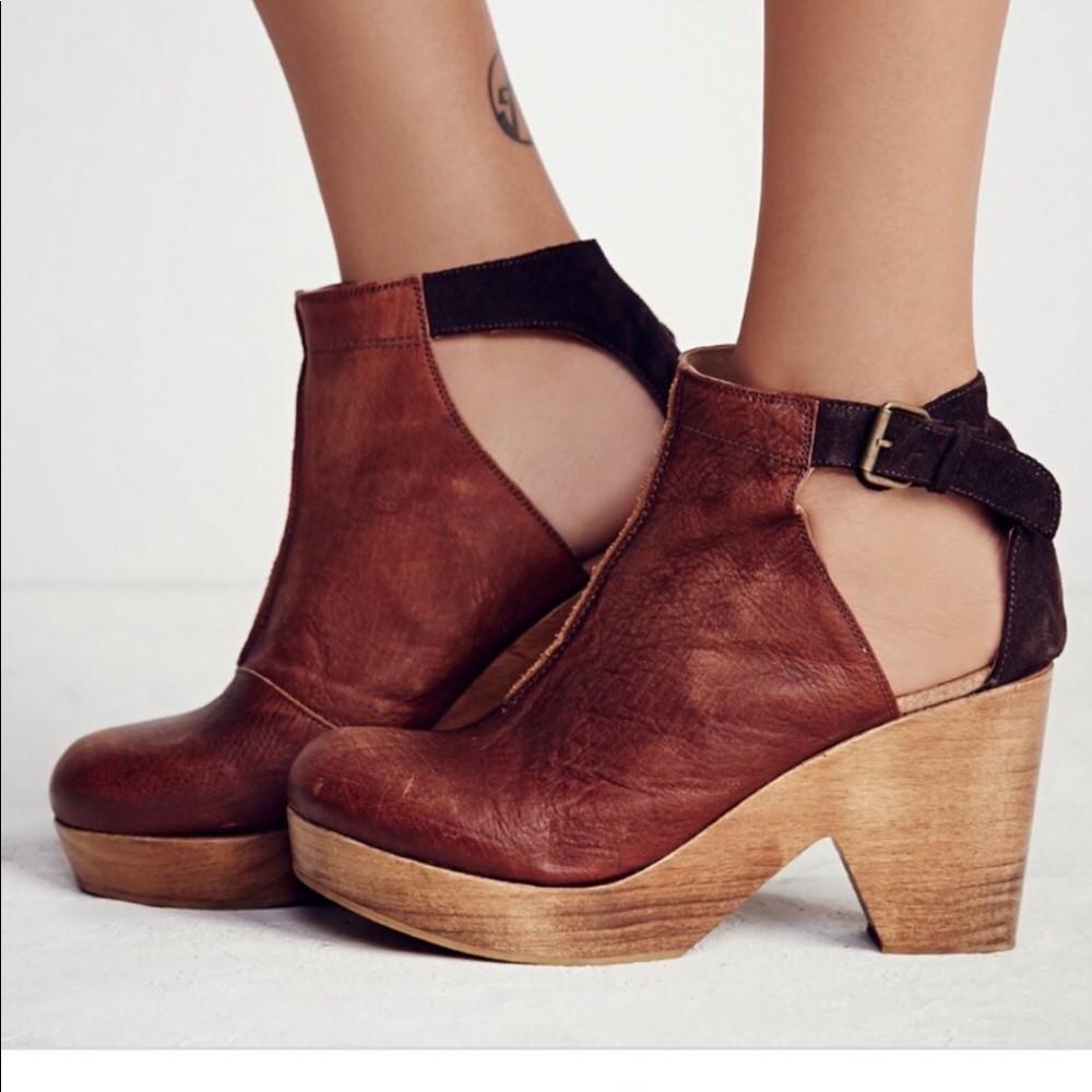 Free People amber orchard clog
